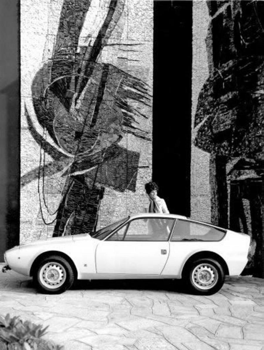 Alfa Romeo GT Junior by Zagato 1970 года  (фото 8 из 11)